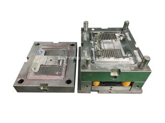 Plastic injection molds